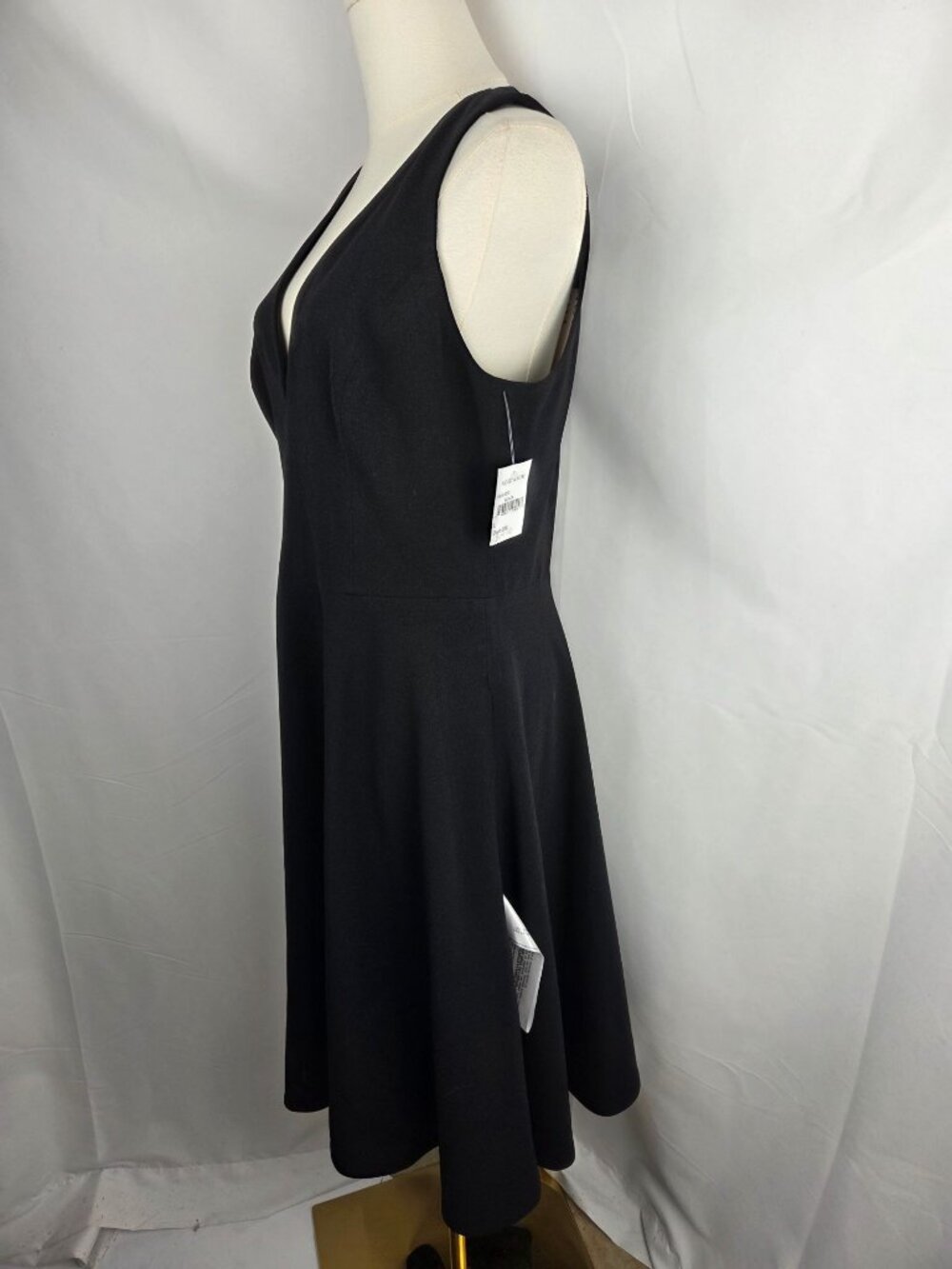 Dress The Population Catalina Crepe VNeck Black Fit & Flare Cocktail Dress L NWT - Picture 6 of 13